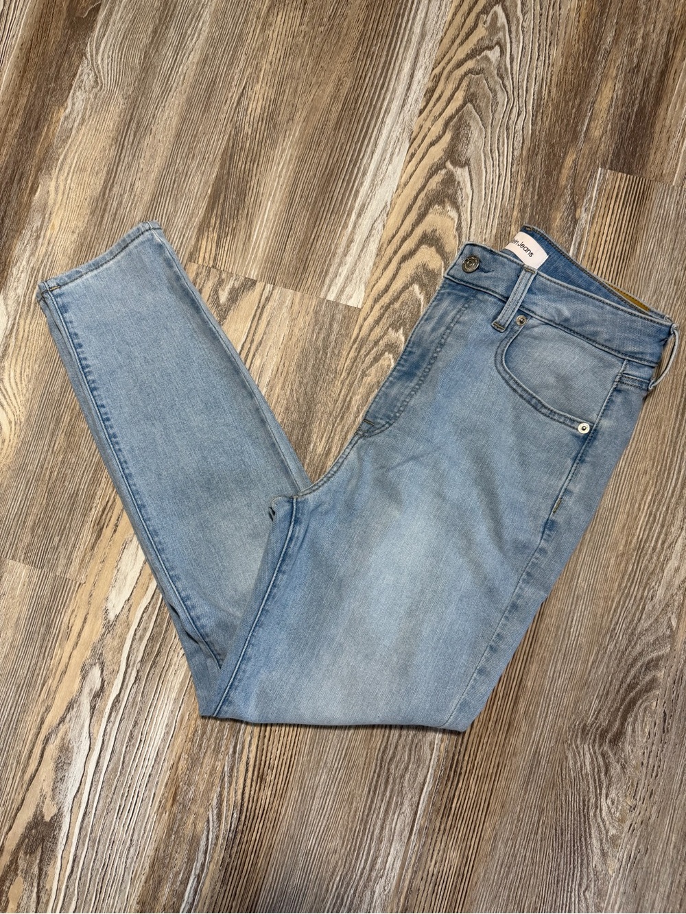 Women’s Calvin Klein Light Blue High Rise Skinny Ankle Jeans, size 30